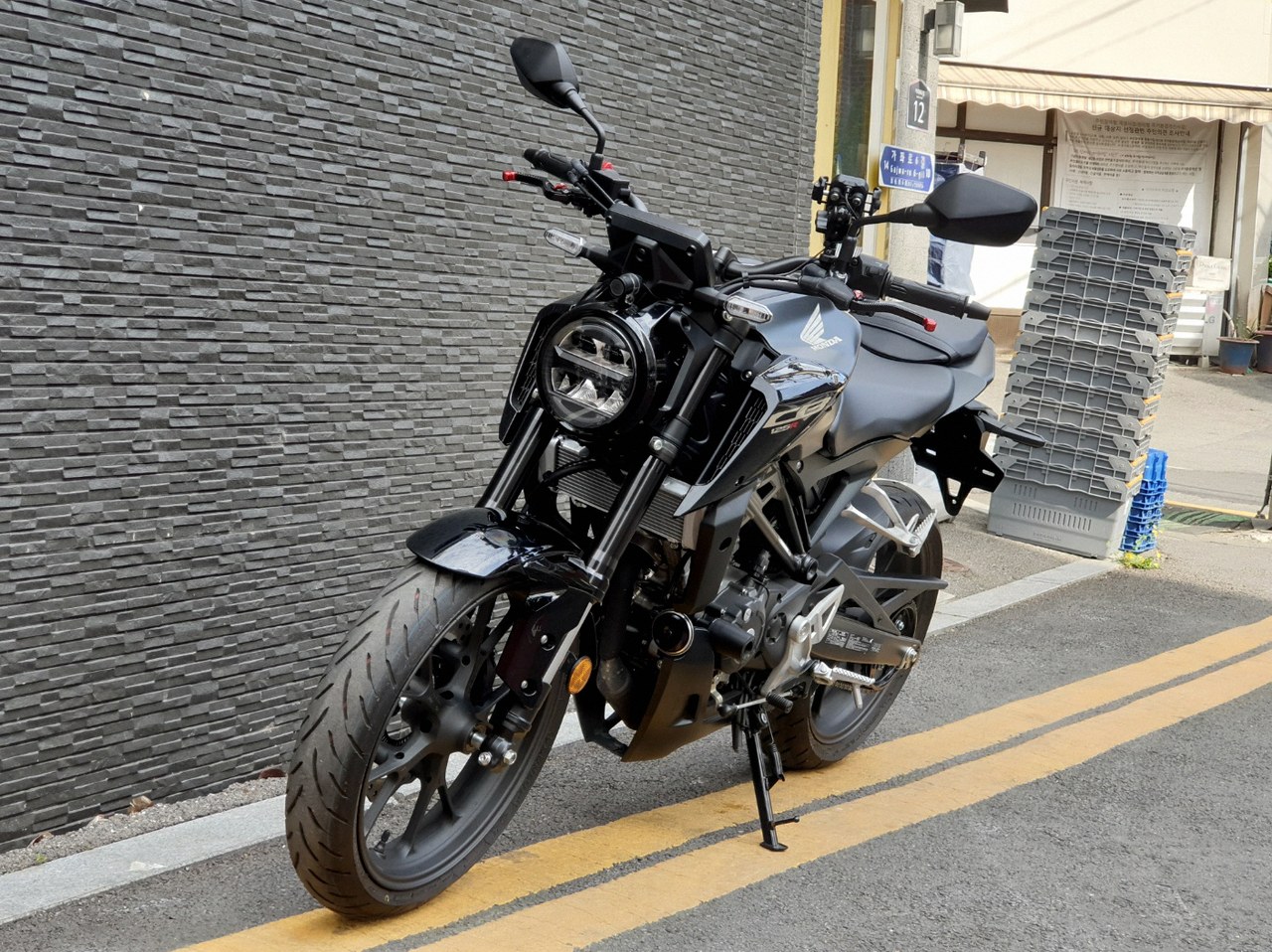 2024 혼다 CB125R 4